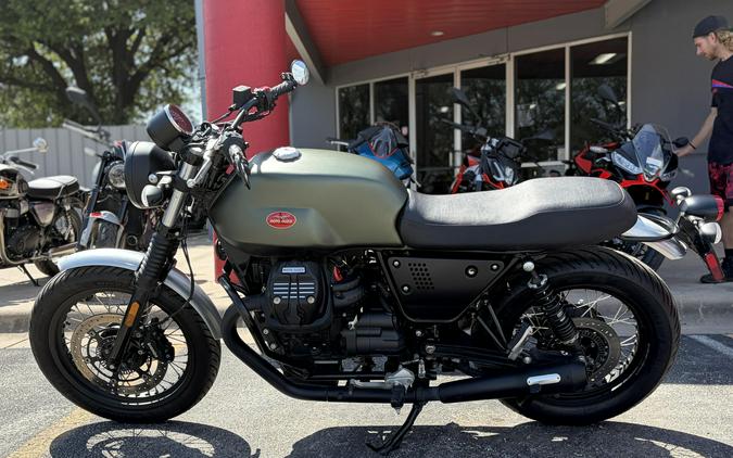 2020 Moto Guzzi V7