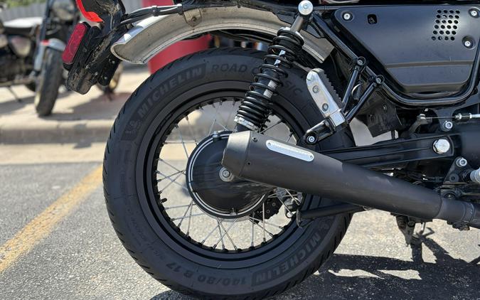 2020 Moto Guzzi V7