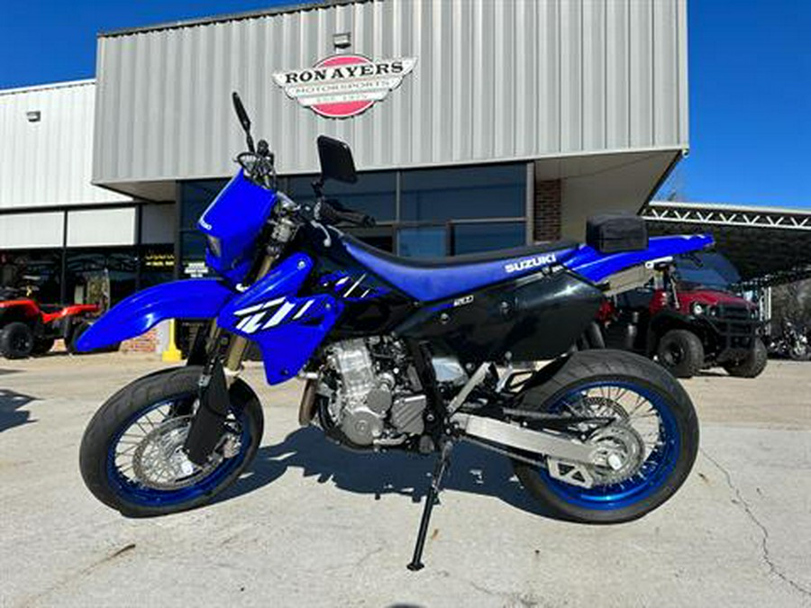 2023 Suzuki DR-Z400SM