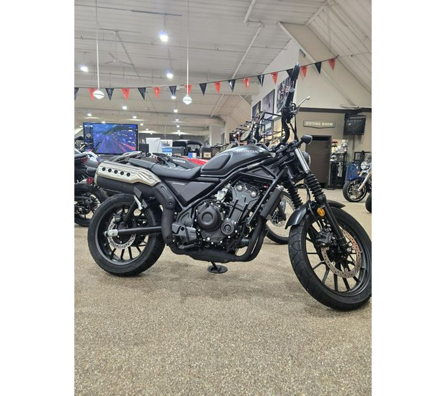 New 2025 Honda SCL500