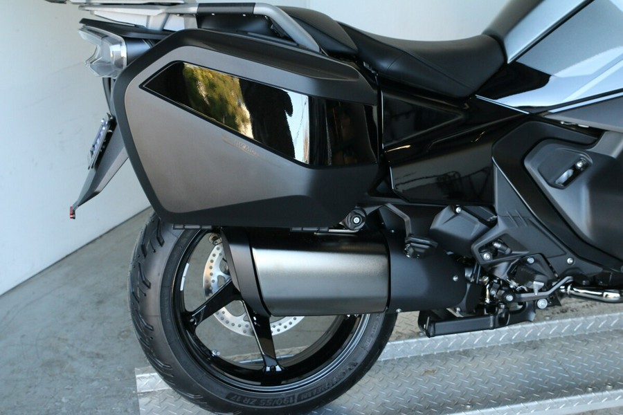 2026 BMW R 1300 RT