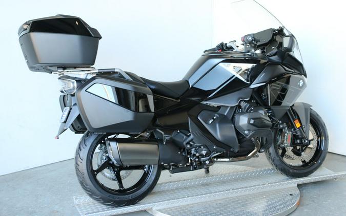 2026 BMW R 1300 RT