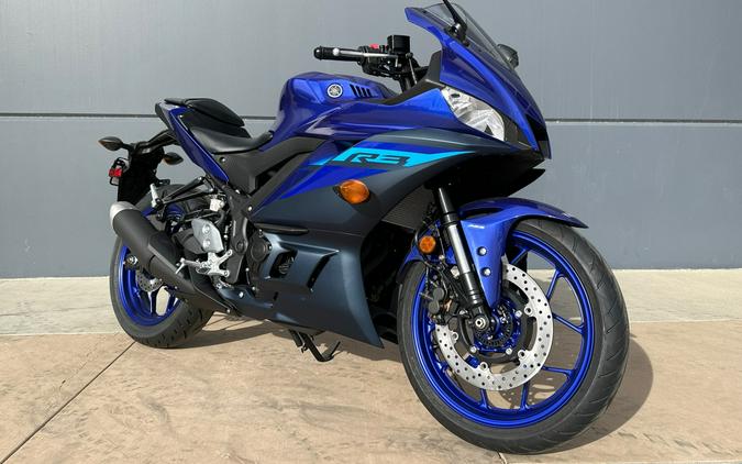 2024 YAMAHA YZF-R3 ABS