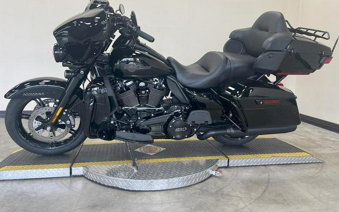 2023 Harley-Davidson® FLHTK - Ultra Limited