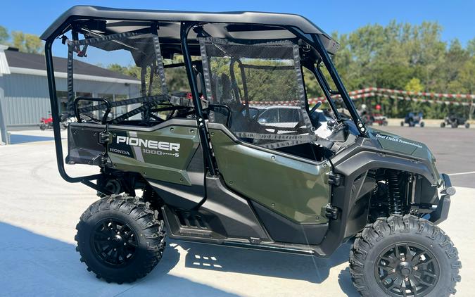 2024 Honda Pioneer 1000-5 Deluxe