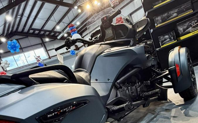 2025 Can-Am Spyder RT Blue Abyss