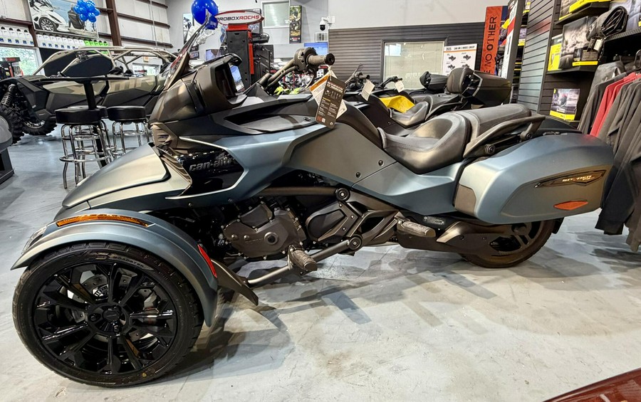 2025 Can-Am Spyder RT Blue Abyss