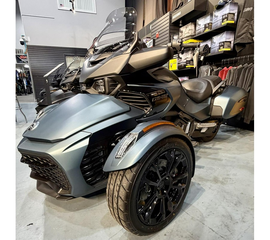 2025 Can-Am Spyder RT Blue Abyss
