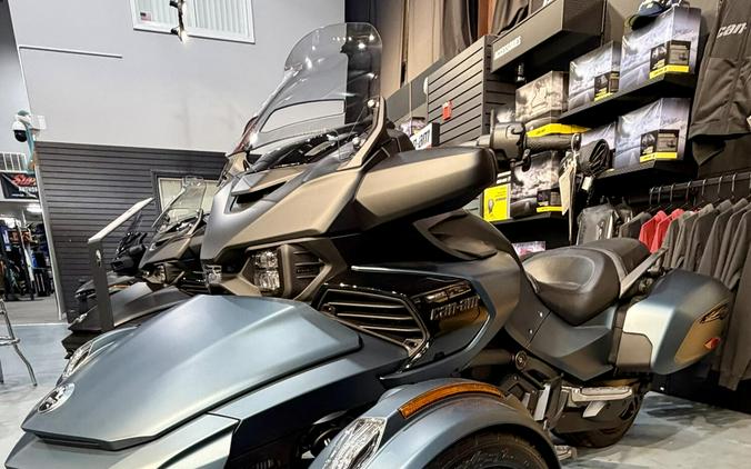 2025 Can-Am Spyder RT Blue Abyss