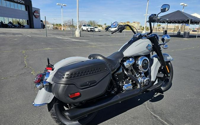 2026 Harley-Davidson® FLHC - Heritage Classic