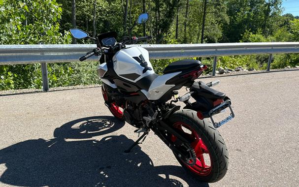 2026 Kawasaki Z500 SE ABS