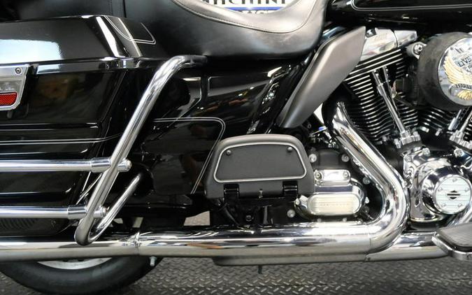 2013 Harley-Davidson® FLHTCU - Electra Glide® Ultra Classic®