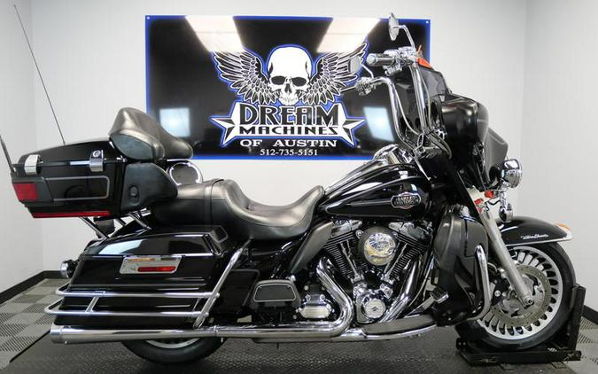 2013 Harley-Davidson® FLHTCU - Electra Glide® Ultra Classic®