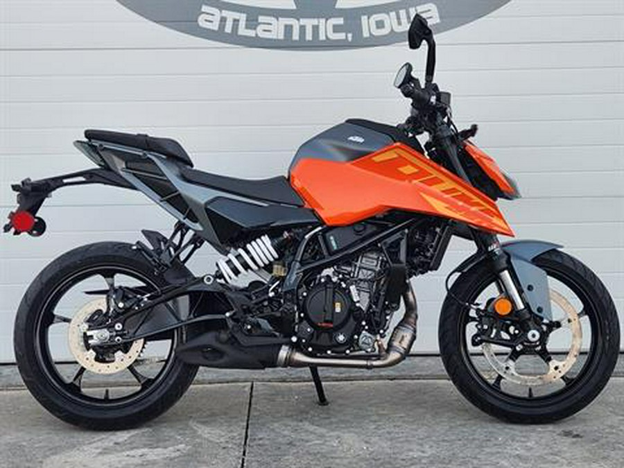2024 KTM 250 Duke