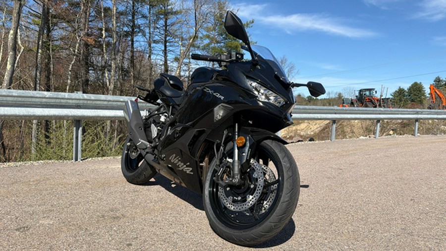 2026 Kawasaki NINJA ZX-4R ABS