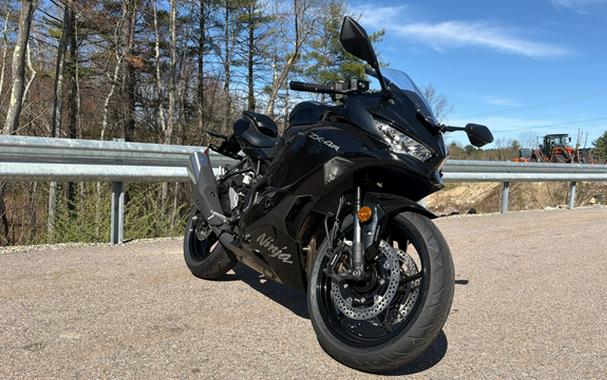 2026 Kawasaki NINJA ZX-4R ABS