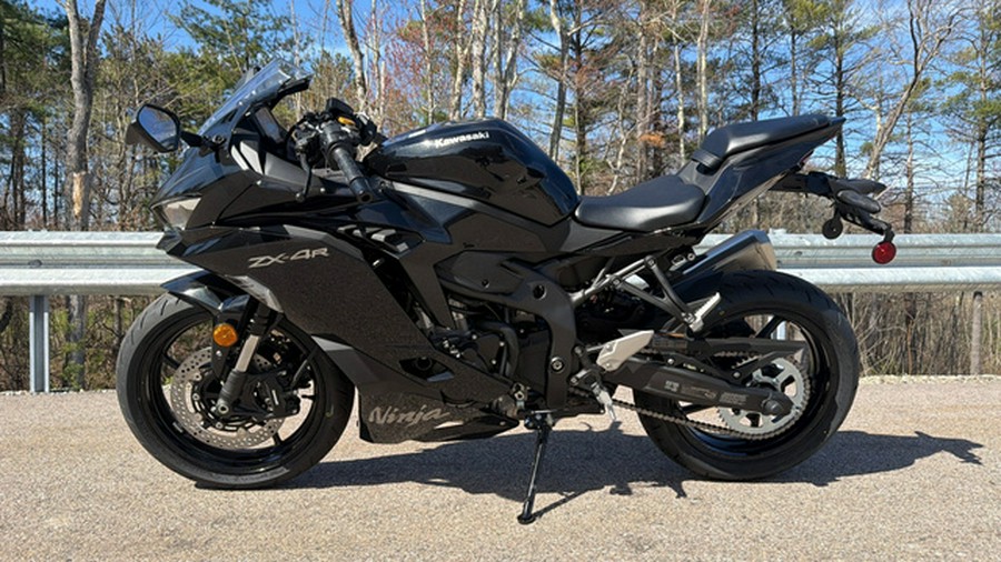 2026 Kawasaki NINJA ZX-4R ABS