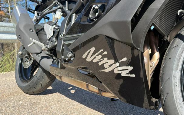 2026 Kawasaki NINJA ZX-4R ABS