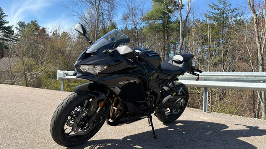 2026 Kawasaki NINJA ZX-4R ABS