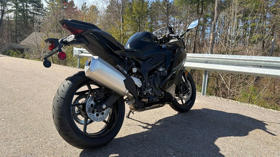 2026 Kawasaki NINJA ZX-4R ABS