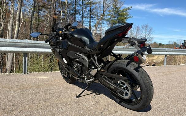 2026 Kawasaki NINJA ZX-4R ABS