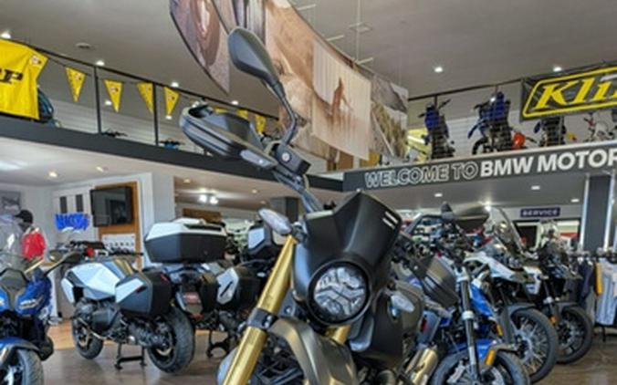 2026 BMW R 12 G/S Night Black Matte G/S