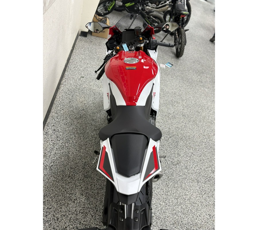 2026 Yamaha YZF-R7 70th Anniversary Edition - Y2010