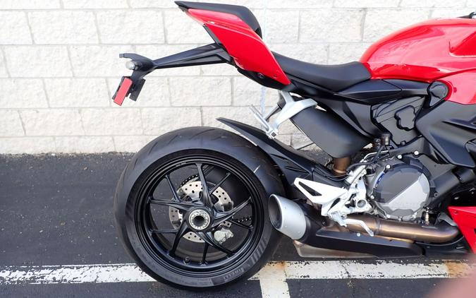 2022 Ducati Streetfighter V2