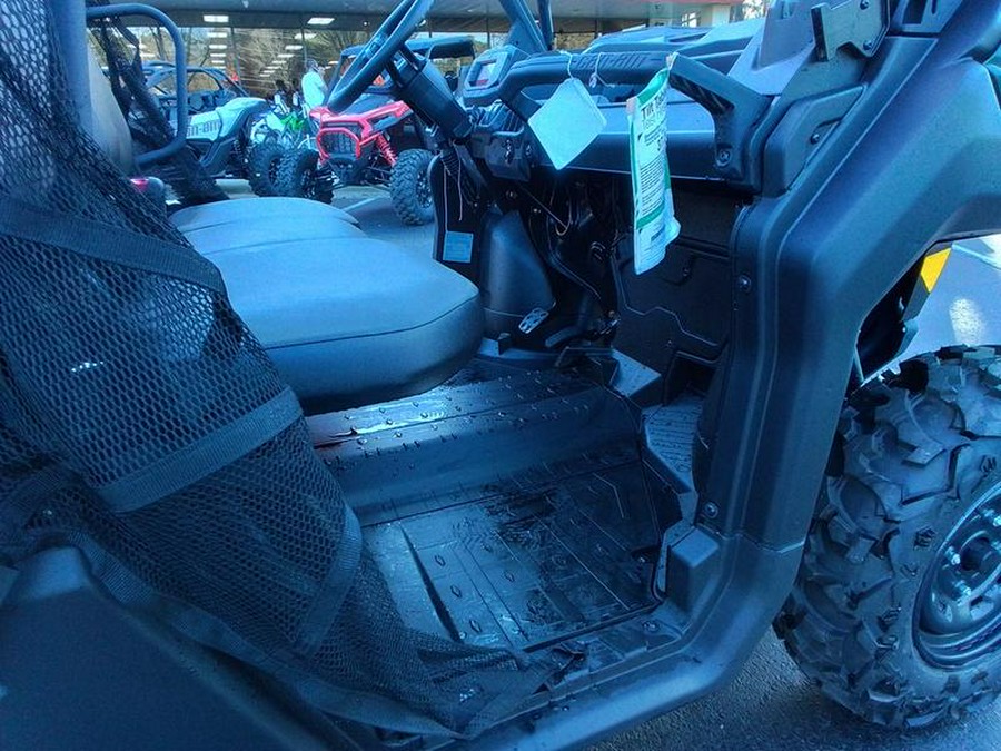 2026 Can-Am® Defender HD7