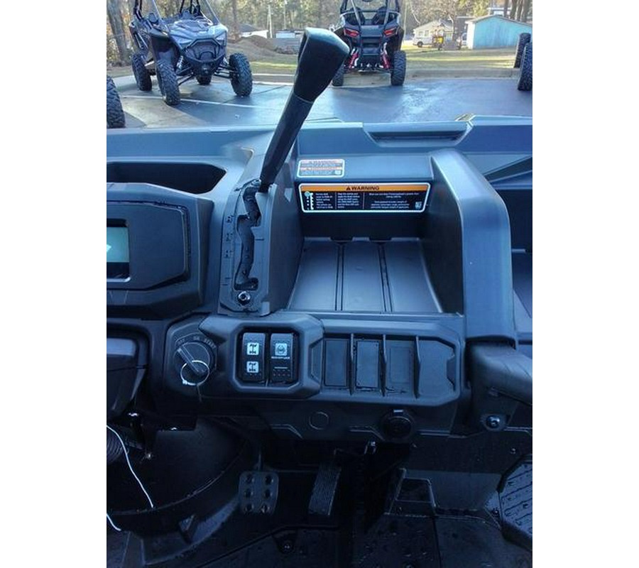 2026 Can-Am® Defender HD7