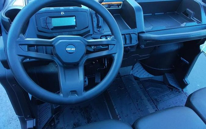 2026 Can-Am® Defender HD7