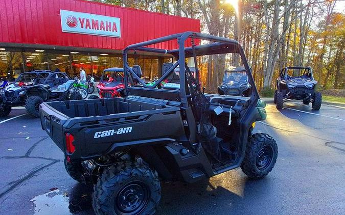 2026 Can-Am® Defender HD7