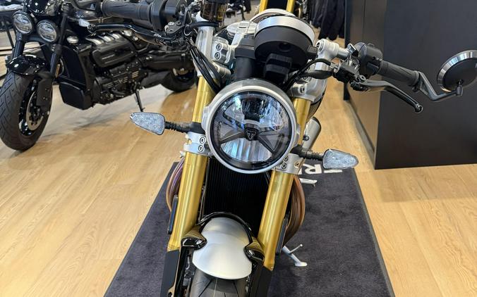 2027 Triumph Speed Twin 1200 Cafe Racer