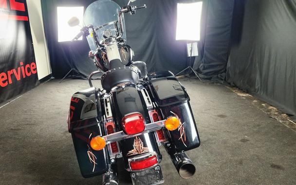 2015 HARLEY-DAVIDSON FLHP POLICE ROAD KING - F618313