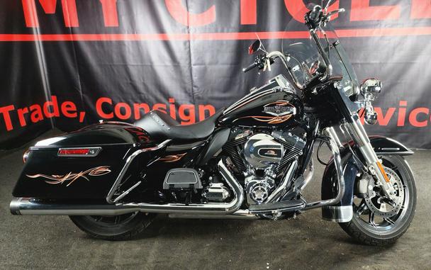 2015 HARLEY-DAVIDSON FLHP POLICE ROAD KING - F618313