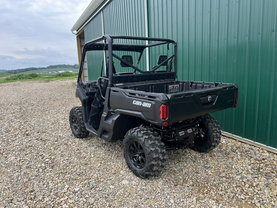 2024 Can-Am® Defender DPS HD9 Tundra Green