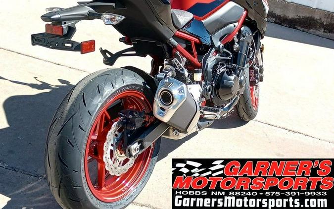 2024 Kawasaki Z900 ABS Candy Persimmon Red/Ebony