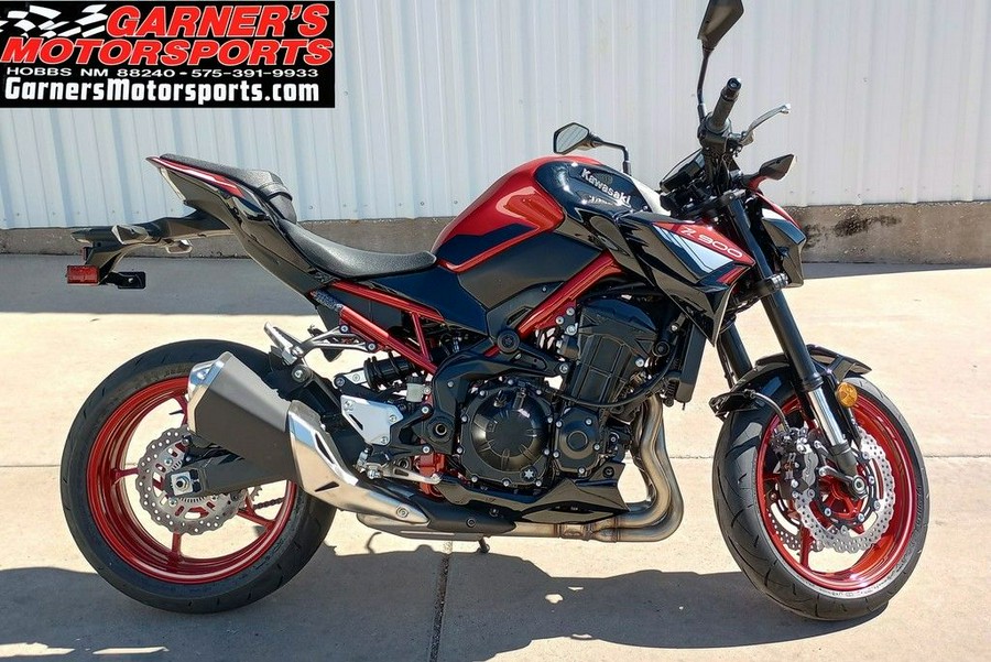 2024 Kawasaki Z900 ABS Candy Persimmon Red/Ebony