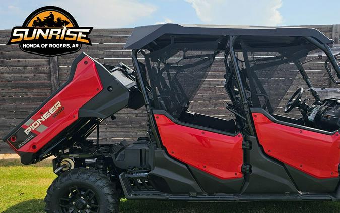2025 Honda PIONEER 1000-6 CREW DELUXE