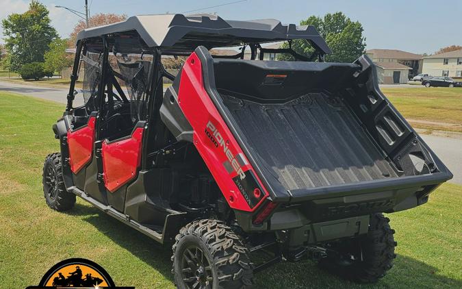 2025 Honda PIONEER 1000-6 CREW DELUXE