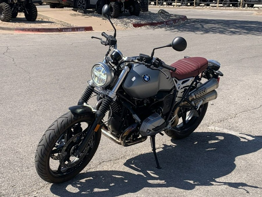 2023 BMW R nineT Scrambler Granite Gray Metallic