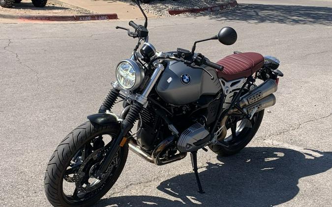 2023 BMW R nineT Scrambler Granite Gray Metallic