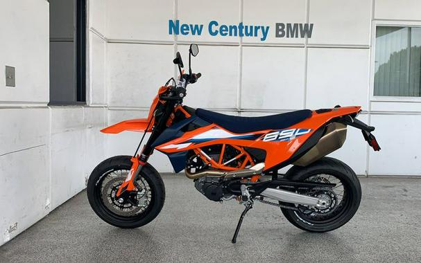 2024 KTM 690 SMC R