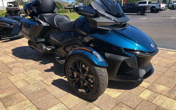 2024 Can-Am Spyder RT Limited Dark Wheels