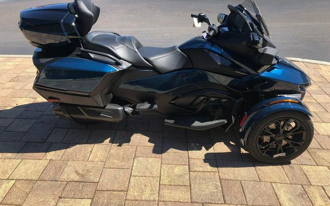 2024 Can-Am Spyder RT Limited Dark Wheels