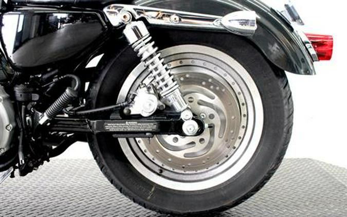 2006 Harley-Davidson Sportster® 883 Custom