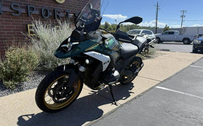 2025 BMW Motorrad R 1300 GS Aurelius Green Metallic