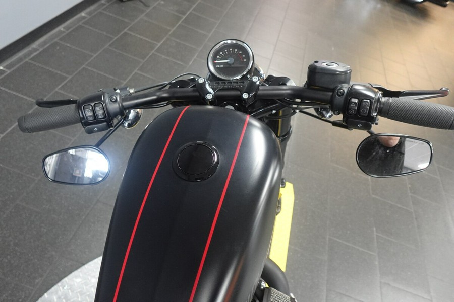 2017 Harley-Davidson Roadster