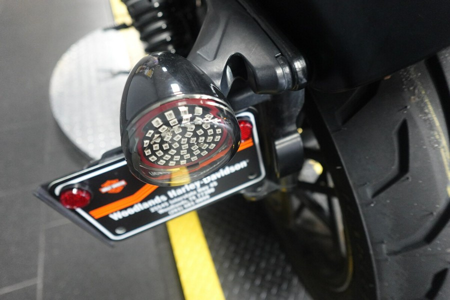 2017 Harley-Davidson Roadster