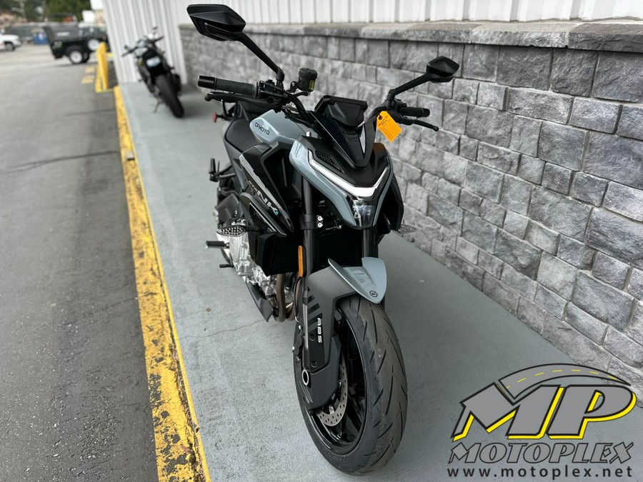 2026 CFMOTO 675NK